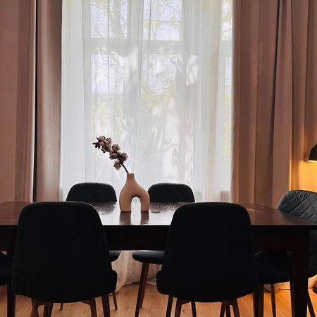 Ideal Home - Spacious & Modern Accommodation Near Unirii Square 布加勒斯特 外观 照片