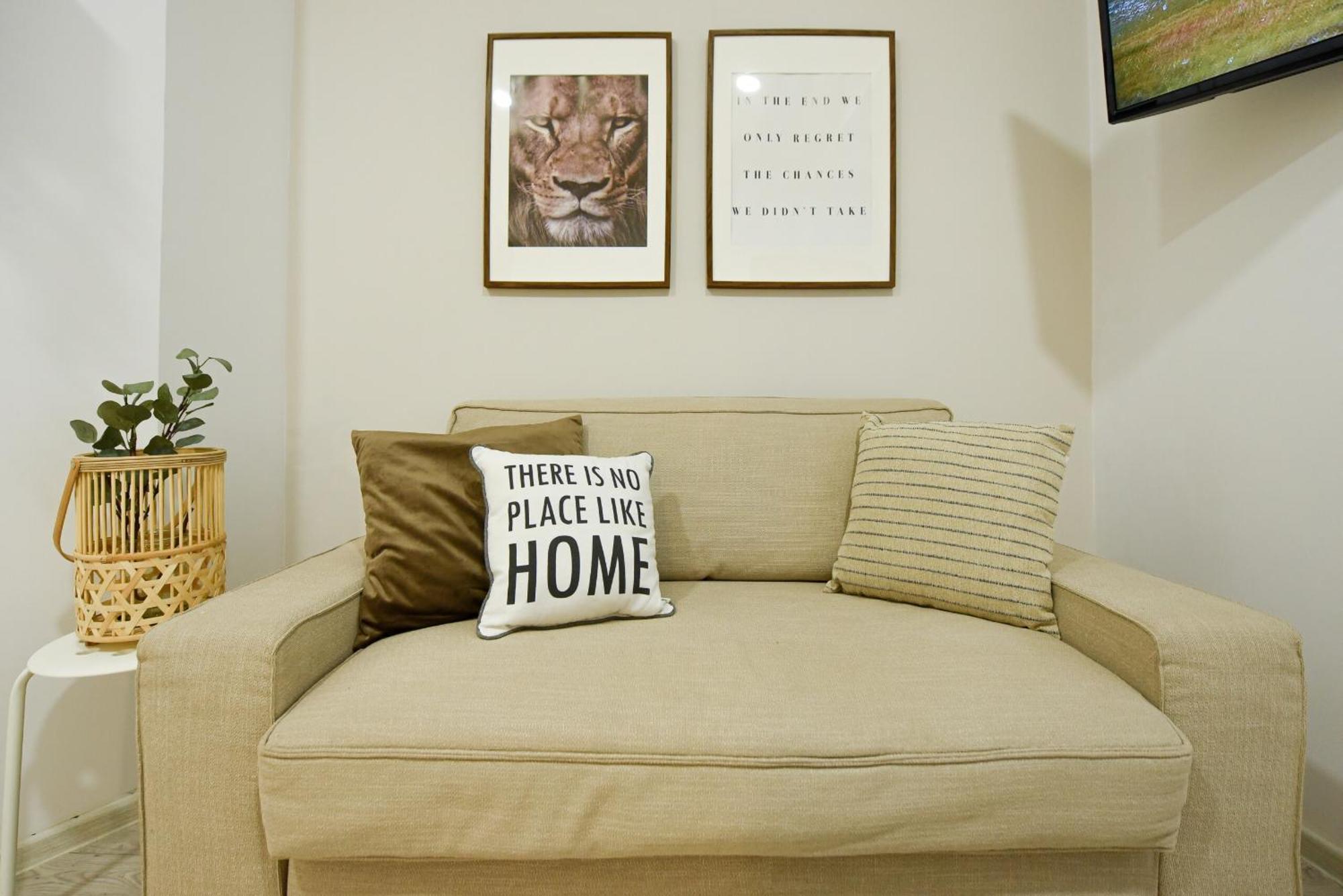 Ideal Home - Spacious & Modern Accommodation Near Unirii Square 布加勒斯特 客房 照片