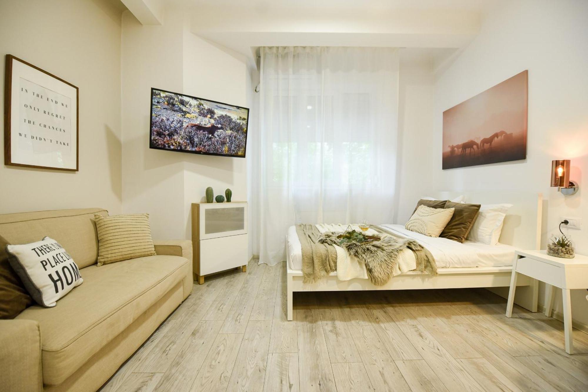Ideal Home - Spacious & Modern Accommodation Near Unirii Square 布加勒斯特 客房 照片
