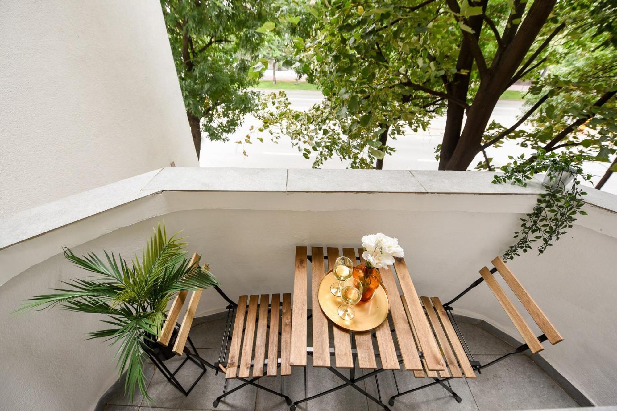 Ideal Home - Spacious & Modern Accommodation Near Unirii Square 布加勒斯特 客房 照片
