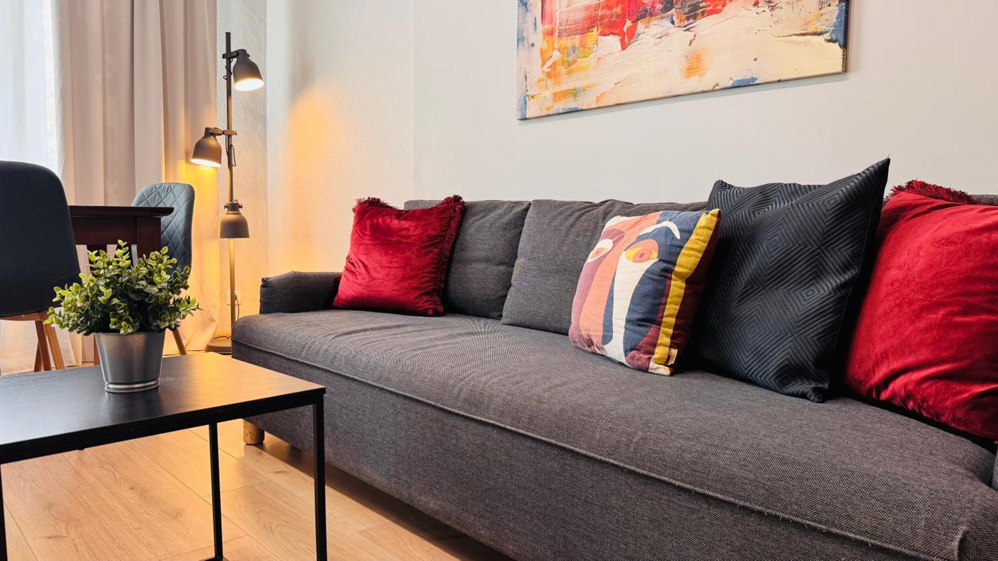 Ideal Home - Spacious & Modern Accommodation Near Unirii Square 布加勒斯特 客房 照片