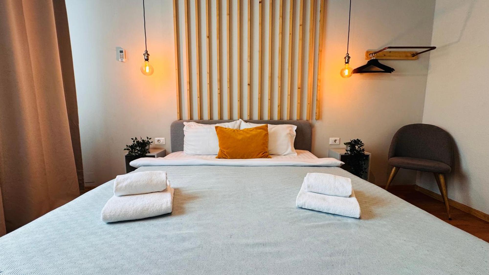 Ideal Home - Spacious & Modern Accommodation Near Unirii Square 布加勒斯特 客房 照片