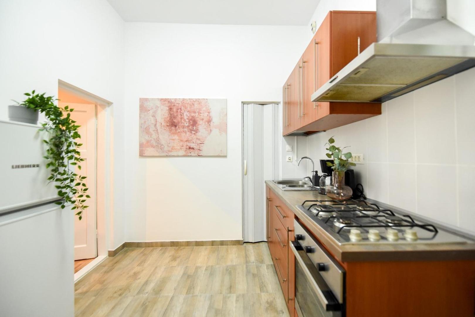 Ideal Home - Spacious & Modern Accommodation Near Unirii Square 布加勒斯特 客房 照片