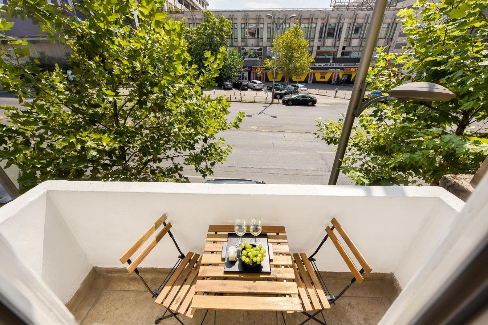 Ideal Home - Spacious & Modern Accommodation Near Unirii Square 布加勒斯特 客房 照片